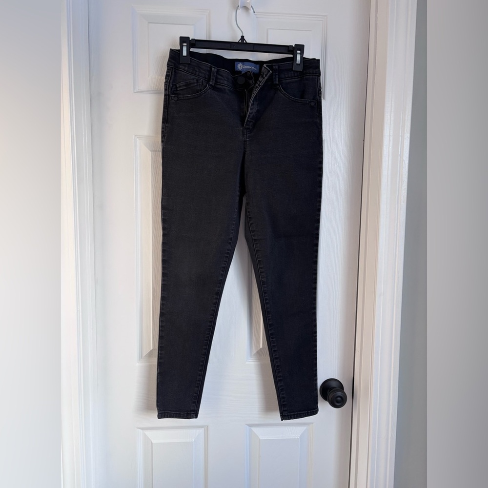 Democracy Size 6 Dark Charcoal Skinny Jeans